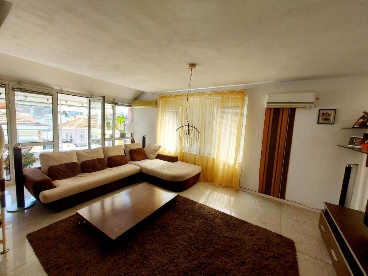 Comfort Flat Burgas City Eksteriør billede