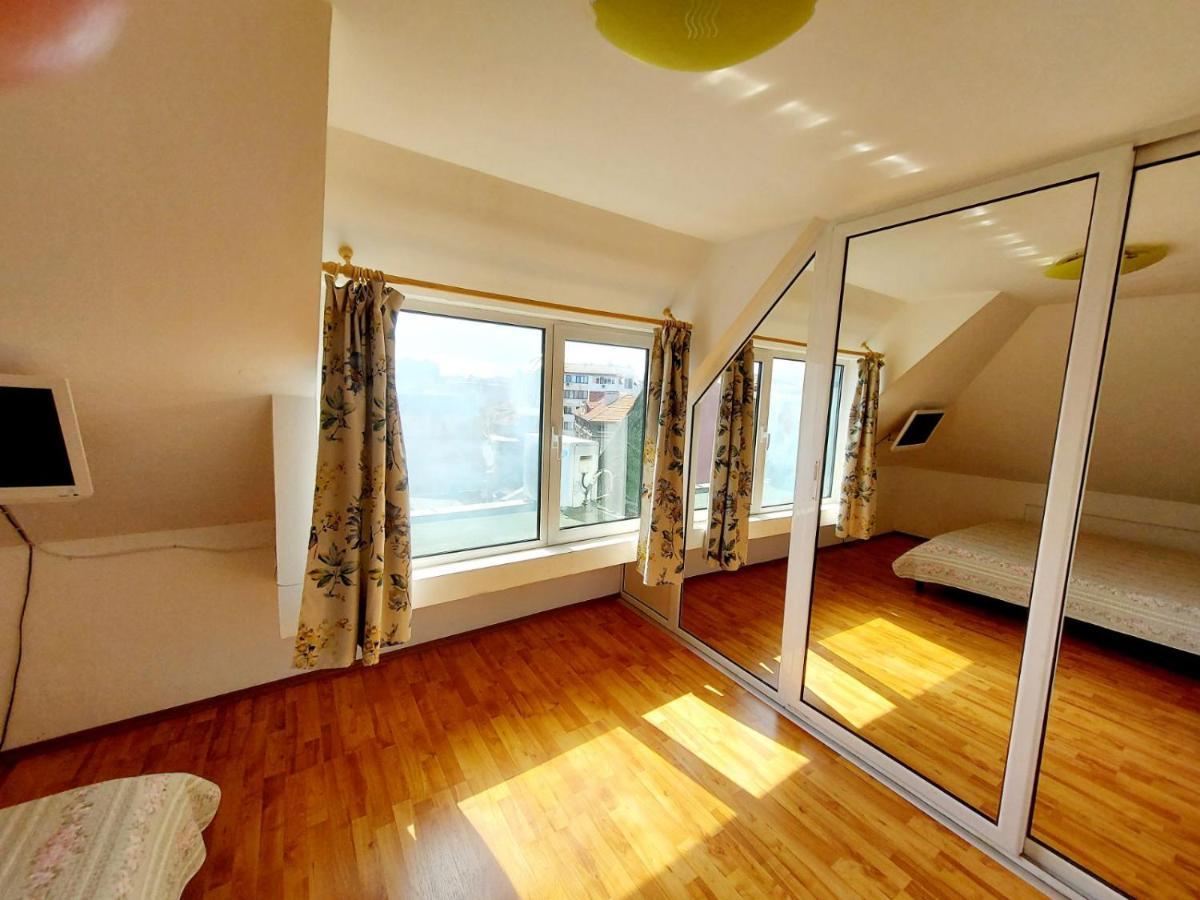 Comfort Flat Burgas City Eksteriør billede